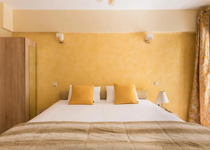 Manina Seaside * Salonic